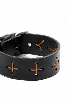 画像をギャラリービューアに読み込む, m.a+ cross stitched med wrist band / A-F8E1 GR 3,0 (BLACK)