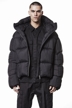 Load image into Gallery viewer, thom/krom BIG HOODIE OVERSIZED JACKET / WARM PUFFER (BLACK)