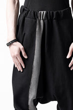 Load image into Gallery viewer, m.a+ hand painted elastic waist low crotch 2 pocket pants / P571-HP/JM4 (BLACK)