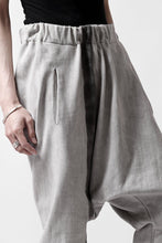 Load image into Gallery viewer, m.a+ hand painted elastic waist low crotch 2 pocket pants / P571-HP/JM4 (CARBON)