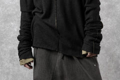 Load image into Gallery viewer, m.a+ double one piece long sleeve knit & t-shirt / T211DM/VLOH/JCL1 (BLACK/WOOD BROWN)