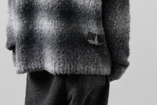 画像をギャラリービューアに読み込む, th products Inflated Cardigan / 1/4.5 kasuri loop knit (mono)