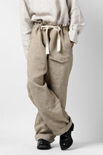 Load image into Gallery viewer, sus-sous trousers MK-1 / L100 herringbone washer (SAND BEIGE)