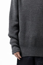 Load image into Gallery viewer, sus-sous fisherman boat neck sweater / W100 7G Full (DUST)