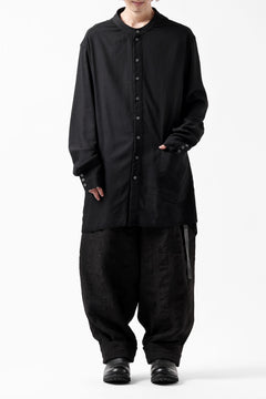 画像をギャラリービューアに読み込む, SOSNOVSKA SLIDE SHAPE SHIRT (BLACK)