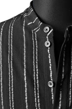 画像をギャラリービューアに読み込む, SOSNOVSKA LONG STRIPED SHIRT (BLACK×SILVER STRIPE)