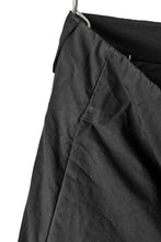 Load image into Gallery viewer, blackcrow high density cotton banana shape trousers (BLACK)