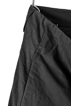 Load image into Gallery viewer, blackcrow high density cotton banana shape trousers (BLACK)