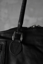 Load image into Gallery viewer, ISAMU KATAYAMA BACKLASH BOSTON BAG / Italy Shoulder + JP-Tanned Steer