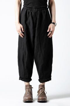 画像をギャラリービューアに読み込む, YUTA MATSUOKA easy darts pants / sofa linen (black)
