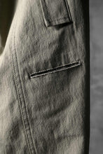 Load image into Gallery viewer, blackcrow worker pocket trousers / cotton woven (BEIGE)