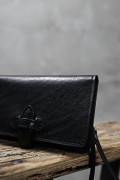 Load image into Gallery viewer, ISAMU KATAYAMA BACKLASH SMART PHONE CASE/PURSE / ITALY DOUBLE SHOULDER (BLACK)