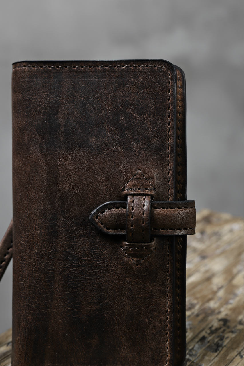 Load image into Gallery viewer, ISAMU KATAYAMA BACKLASH SMART PHONE CASE/PURSE / ITALY DOUBLE SHOULDER (DARK BROWN)