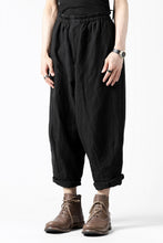 画像をギャラリービューアに読み込む, YUTA MATSUOKA easy darts pants / sofa linen (black)