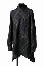 画像をギャラリービューアに読み込む, Aleksandr Manamis Crossed Plaid Shirt (Black)