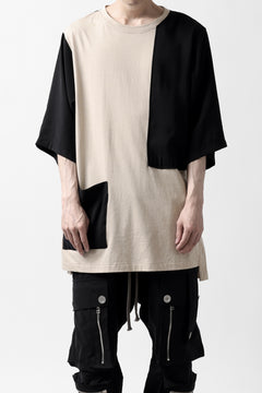 Load image into Gallery viewer, FIRST AID TO THE INJURED ANTIA T-SHIRT (FOG)