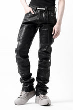 画像をギャラリービューアに読み込む, ISAMU KATAYAMA BACKLASH exclusive TIGHT STRAIGHT LEATHER PANTS / GARMENT DYED - ITALY SHOULDER (BLACK)