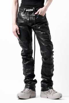 画像をギャラリービューアに読み込む, ISAMU KATAYAMA BACKLASH exclusive TIGHT STRAIGHT LEATHER PANTS / GARMENT DYED - ITALY SHOULDER (BLACK)