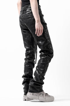 画像をギャラリービューアに読み込む, ISAMU KATAYAMA BACKLASH exclusive TIGHT STRAIGHT LEATHER PANTS / GARMENT DYED - ITALY SHOULDER (BLACK)