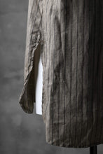 Load image into Gallery viewer, KLASICA STRIPED HERRINGBONE LINEN SHIRT / GARMENT WASHED (BEIGE)