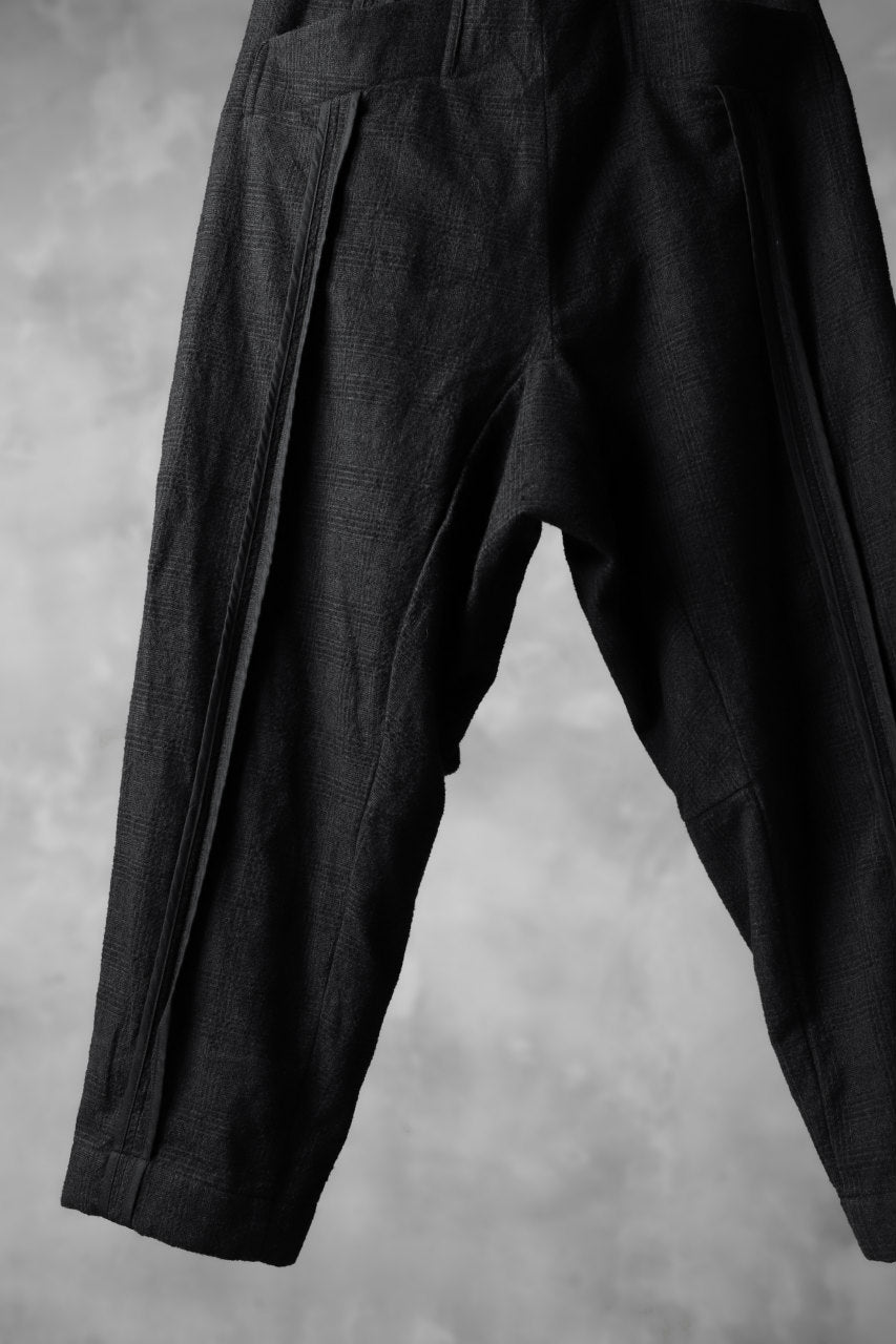 Load image into Gallery viewer, KLASICA DARK CHECK SABRON WIDE TROUSERS / WASH OUT MIX WEAVE (DARK CHECK)