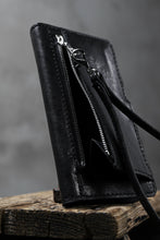 Load image into Gallery viewer, ISAMU KATAYAMA BACKLASH SMART PHONE CASE/PURSE / ITALY DOUBLE SHOULDER (BLACK)