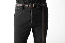画像をギャラリービューアに読み込む, thomkrom OVER LOCKED SKINNY TROUSERS / FADE STRETCH DENIM (BLACK)