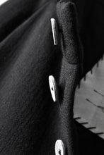 画像をギャラリービューアに読み込む, SOSNOVSKA exclusive KNEE STITCHED PANTS (BLACK)