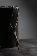 画像をギャラリービューアに読み込む, Holzpuppe exclusive Femur Bone Pendants with White Quartz