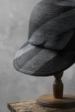 Load image into Gallery viewer, KLASICA HAND PAINTED CAP / LIMITED HAND PAINT (BLACK x WHITE)