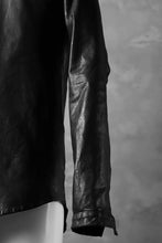 Load image into Gallery viewer, ISAMU KATAYAMA BACKLASH exclusive LEATHER SHIRT / ITALY SHOULDER 0.6mm (BLACK)