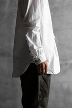 画像をギャラリービューアに読み込む, KLASICA SABRON HALF BUTTON PULLOVER SHIRT / TYPE-WRITER CLOTH (WHITE)