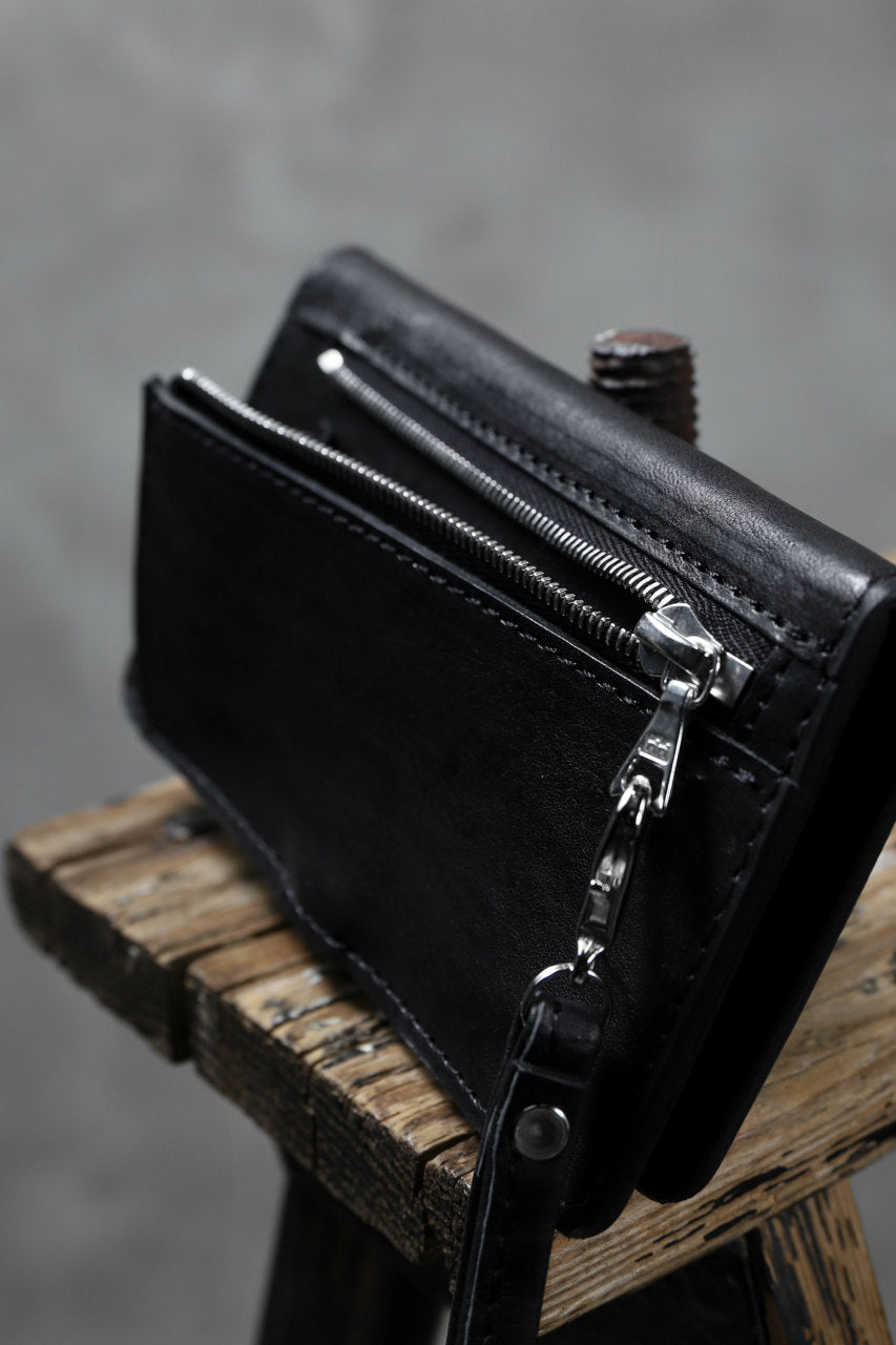 Load image into Gallery viewer, ISAMU KATAYAMA BACKLASH SMART PHONE CASE/PURSE / ITALY DOUBLE SHOULDER (BLACK)