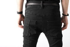 画像をギャラリービューアに読み込む, thomkrom OVER LOCKED SKINNY TROUSERS / FADE STRETCH DENIM (BLACK)