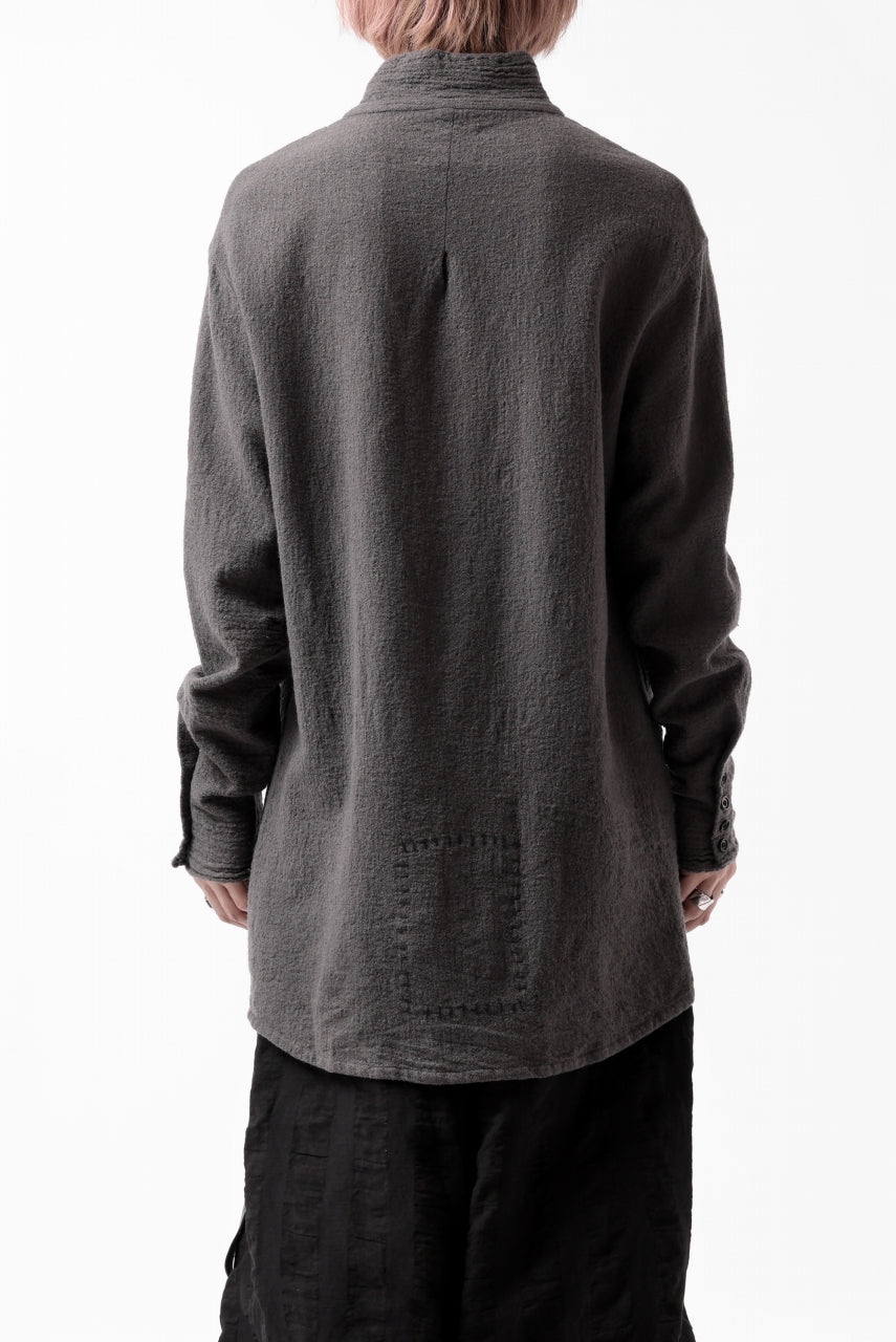 画像をギャラリービューアに読み込む, SOSNOVSKA CRUMPLED EDGES SHIRT (GREY)