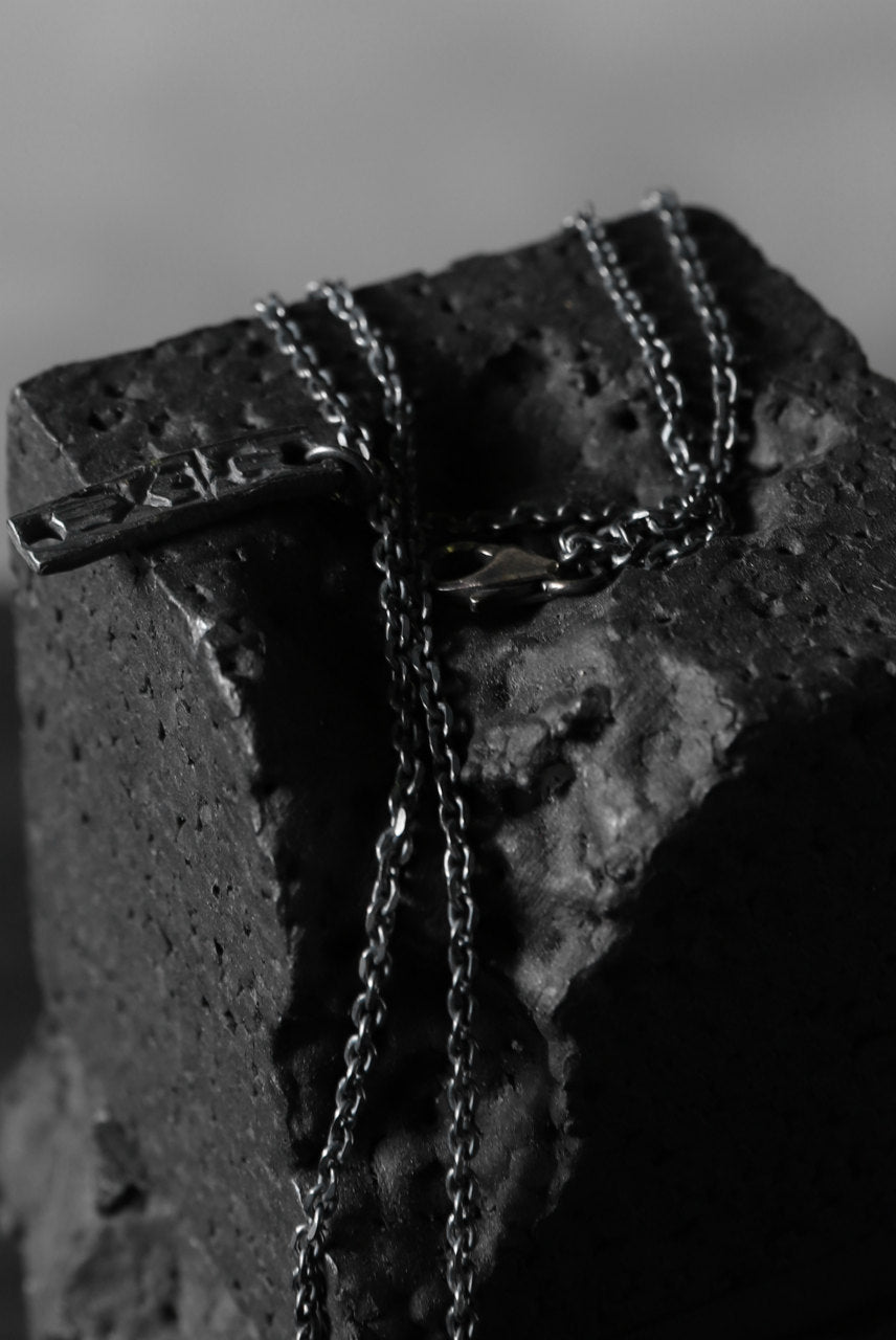 画像をギャラリービューアに読み込む, GASPARD HEX Glyphic Pendant oxidized bronze / 60cm chain