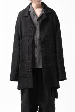 画像をギャラリービューアに読み込む, SOSNOVSKA SQUEEZED STRIPE COAT (BLACK)