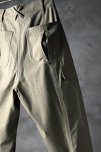 Load image into Gallery viewer, blackcrow worker pocket trousers / cotton woven (BEIGE)