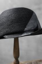 Load image into Gallery viewer, KLASICA HAND PAINTED CAP / LIMITED HAND PAINT (BLACK x WHITE)