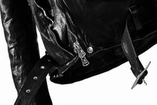 Load image into Gallery viewer, ISAMU KATAYAMA BACKLASH DOUBLE BREASTED JACKET / DOUBLE-SHOULDER OBJECT DYED (BLACK)