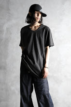 Load image into Gallery viewer, KLASICA DOLMAN SLEEVE TEE / GARMENT CARBON DYED (CARBON)