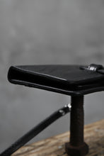 Load image into Gallery viewer, ISAMU KATAYAMA BACKLASH SMART PHONE CASE/PURSE / ITALY DOUBLE SHOULDER (BLACK)