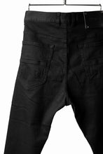 Load image into Gallery viewer, ISAMU KATAYAMA BACKLASH LOWCROTCH SLIM PANTS / HIGH POWER STRETCH DENIM (BLACK)