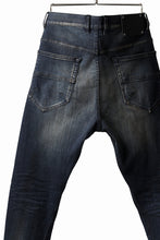 画像をギャラリービューアに読み込む, ISAMU KATAYAMA BACKLASH L/C SLIM DENIM PANTS / EXTREME STRETCH DIRTY (INDIGO)