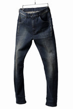 画像をギャラリービューアに読み込む, ISAMU KATAYAMA BACKLASH L/C SLIM DENIM PANTS / EXTREME STRETCH DIRTY (INDIGO)