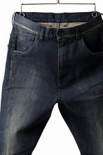 画像をギャラリービューアに読み込む, ISAMU KATAYAMA BACKLASH L/C SLIM DENIM PANTS / EXTREME STRETCH DIRTY (INDIGO)