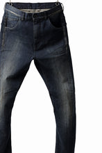 画像をギャラリービューアに読み込む, ISAMU KATAYAMA BACKLASH L/C SLIM DENIM PANTS / EXTREME STRETCH DIRTY (INDIGO)