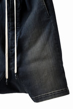 画像をギャラリービューアに読み込む, ISAMU KATAYAMA BACKLASH SARROUEL DENIM SHORTS / EXTREME STRETCH DIRTY (INDIGO)