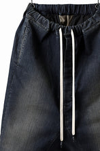 画像をギャラリービューアに読み込む, ISAMU KATAYAMA BACKLASH SARROUEL DENIM SHORTS / EXTREME STRETCH DIRTY (INDIGO)