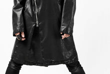 Load image into Gallery viewer, ISAMU KATAYAMA BACKLASH LONG DOUBLE RIDERS / Italy Shoulder 0.6 OBJECT DYED (BLACK)